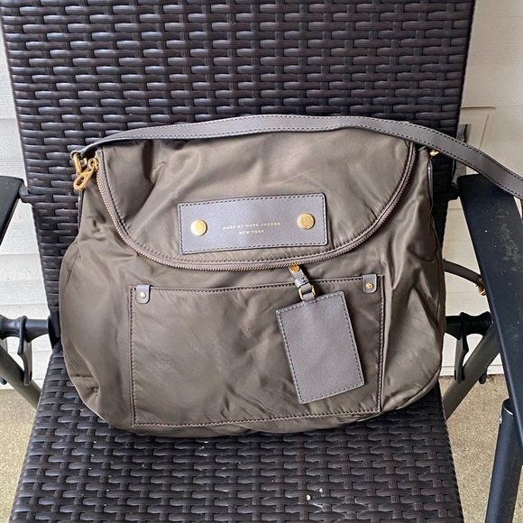 Marc by Marc Jacobs Brown Messenger Bag - Picture 3 of 10